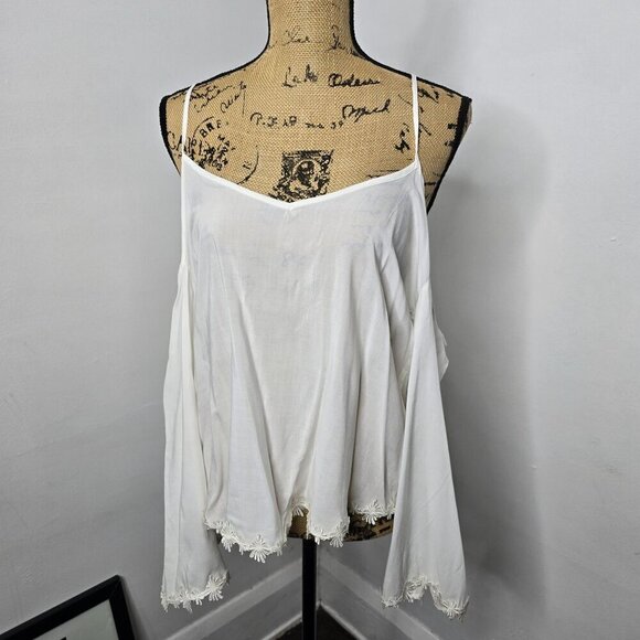 Forever 21 White Gauzy Open Shoulder Bell Sleeve Boho Top Medium - Picture 6 of 11